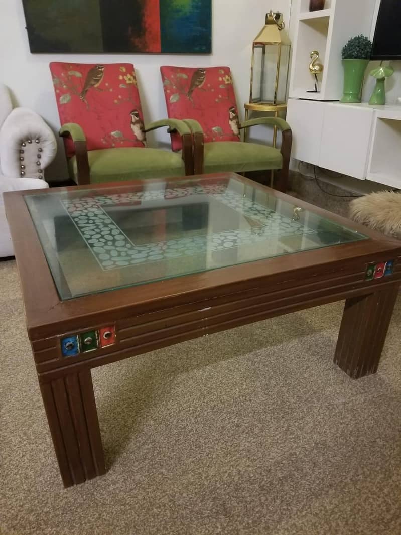 Coffee table 0