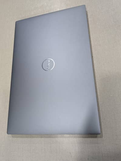 DELL PRECSION 5570