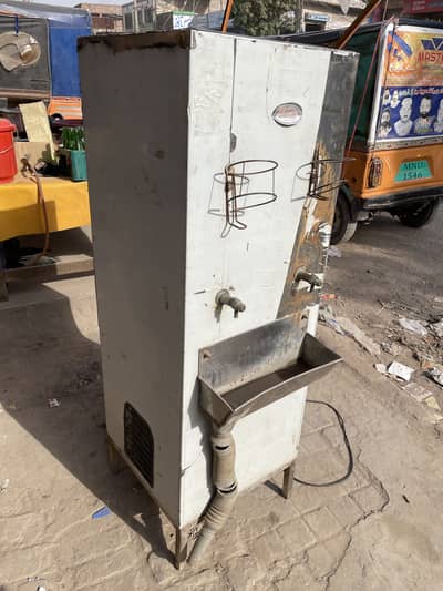 Water cooler electric