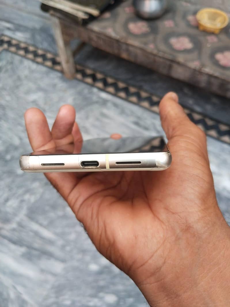 Google Pixel 7 10/10 Scratchless 4