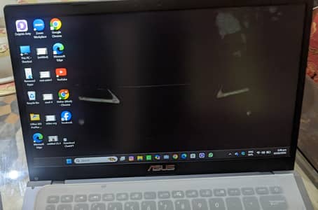 Asus vivobook i5 8th generation 12 256ssd
