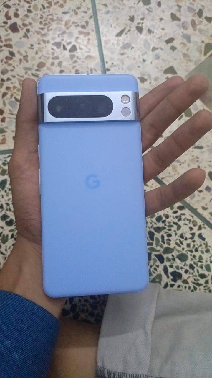 Google Pixel 8 Pro 3