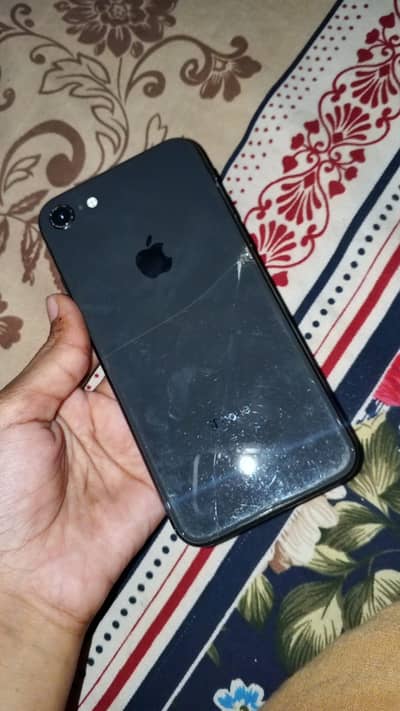 Apple iPhone 8