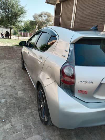 Toyota Aqua#0335#4934545