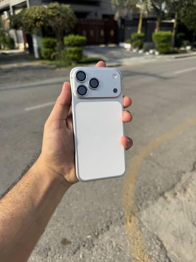 17 Pro Max NON PTA