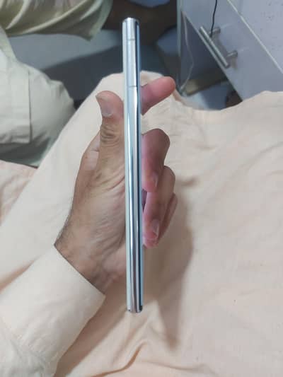 Samsung Mobile S22 Ultra