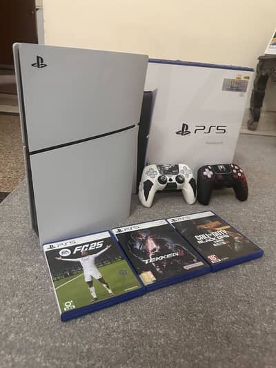 Ps5 slim 1Tb like brand new complete console contact on 03334318172