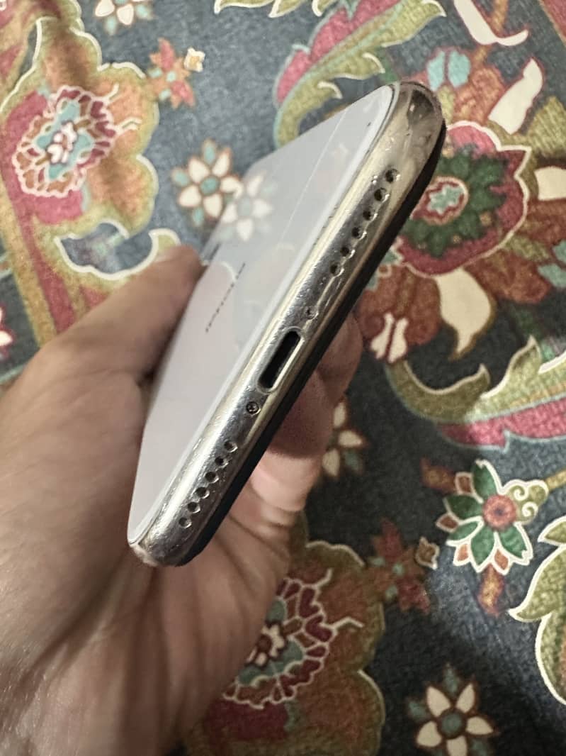 iPhone x 4