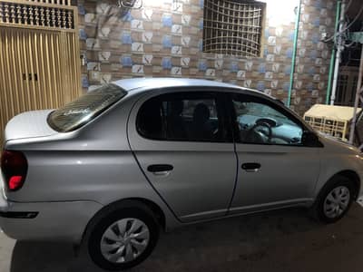 Toyota Platz 2007