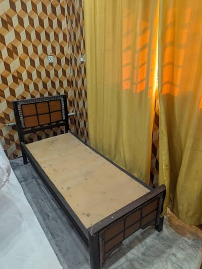 single bed for sa(l5000)