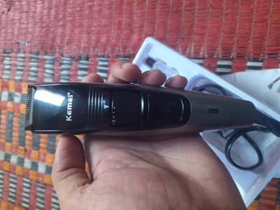 kemei electric shaver/trimmer