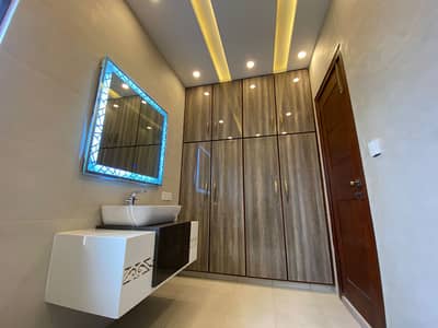 5 Marla House Available for Rent Prime Location