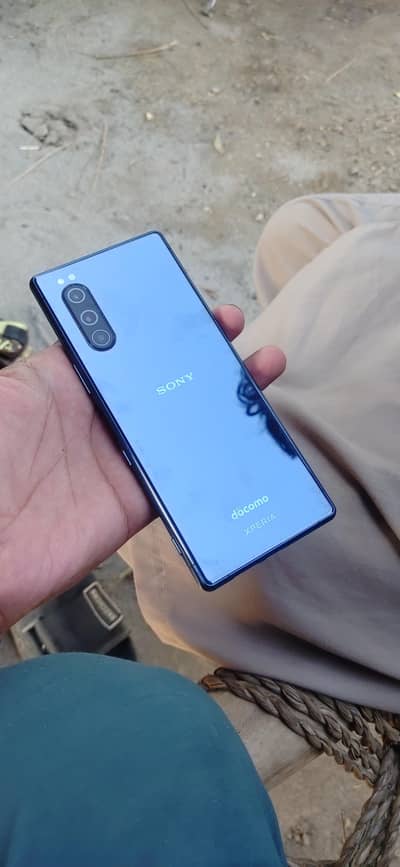 Sony Xperia 5
