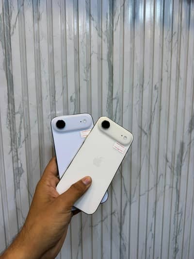 Apple iPhone 17 Air 256GB 4 MONTH SIM TIME 100%