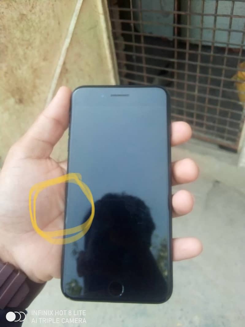Apple iPhone 7 Plus 4