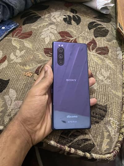 Sony Xperia 5