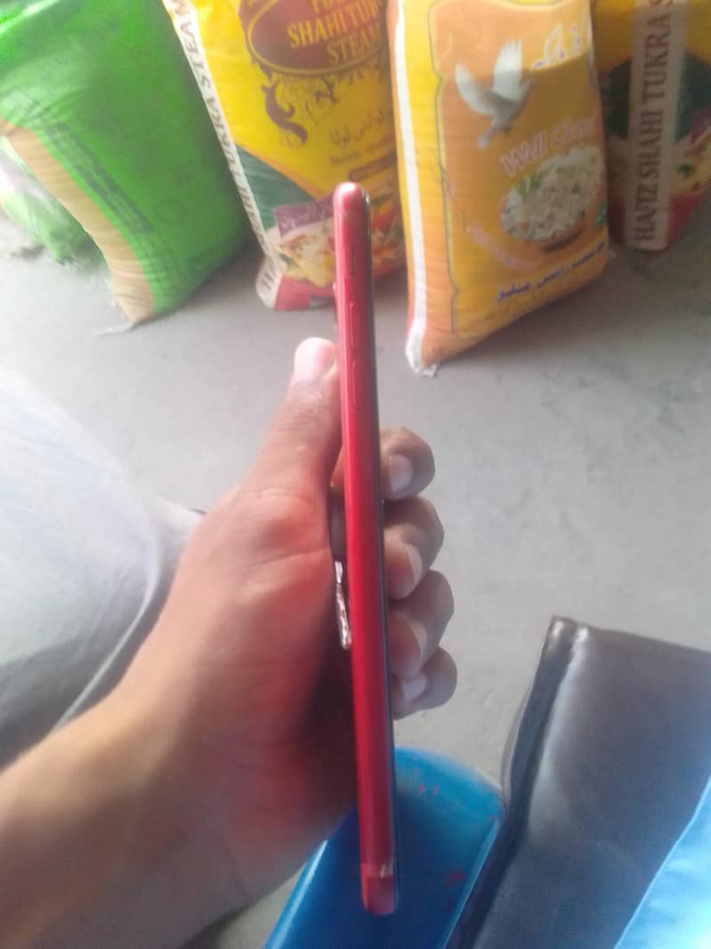 Apple iPhone 7 Plus 5