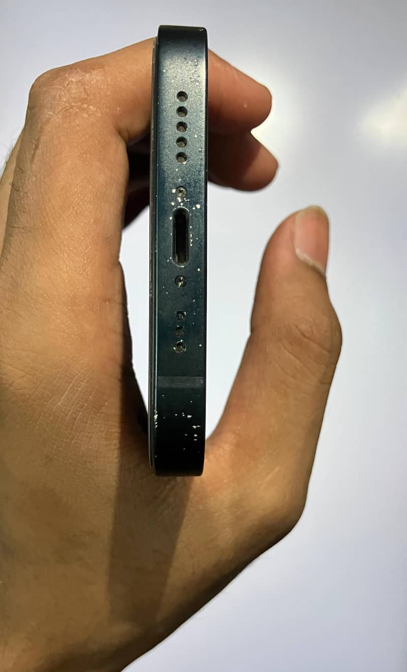 iPhone 13 5