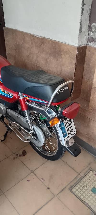 United motorcycle 70