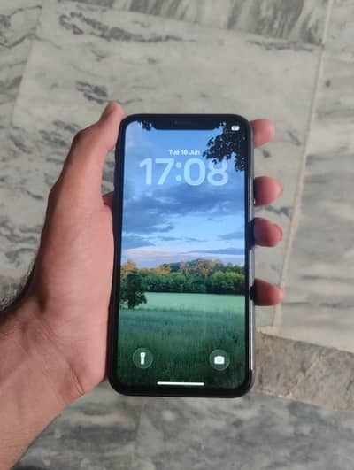 iPhone 11 /128 gb