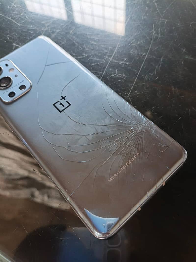 One Plus 9 Pro 0