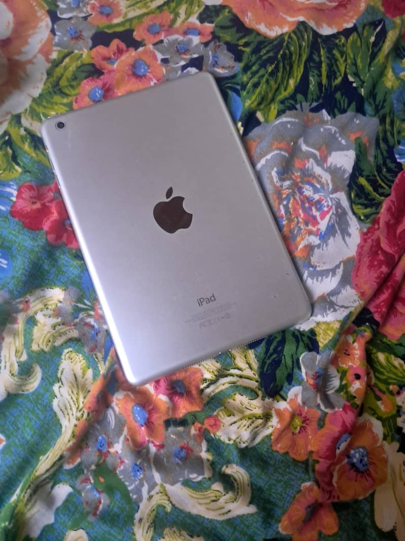 apple mini tab 2