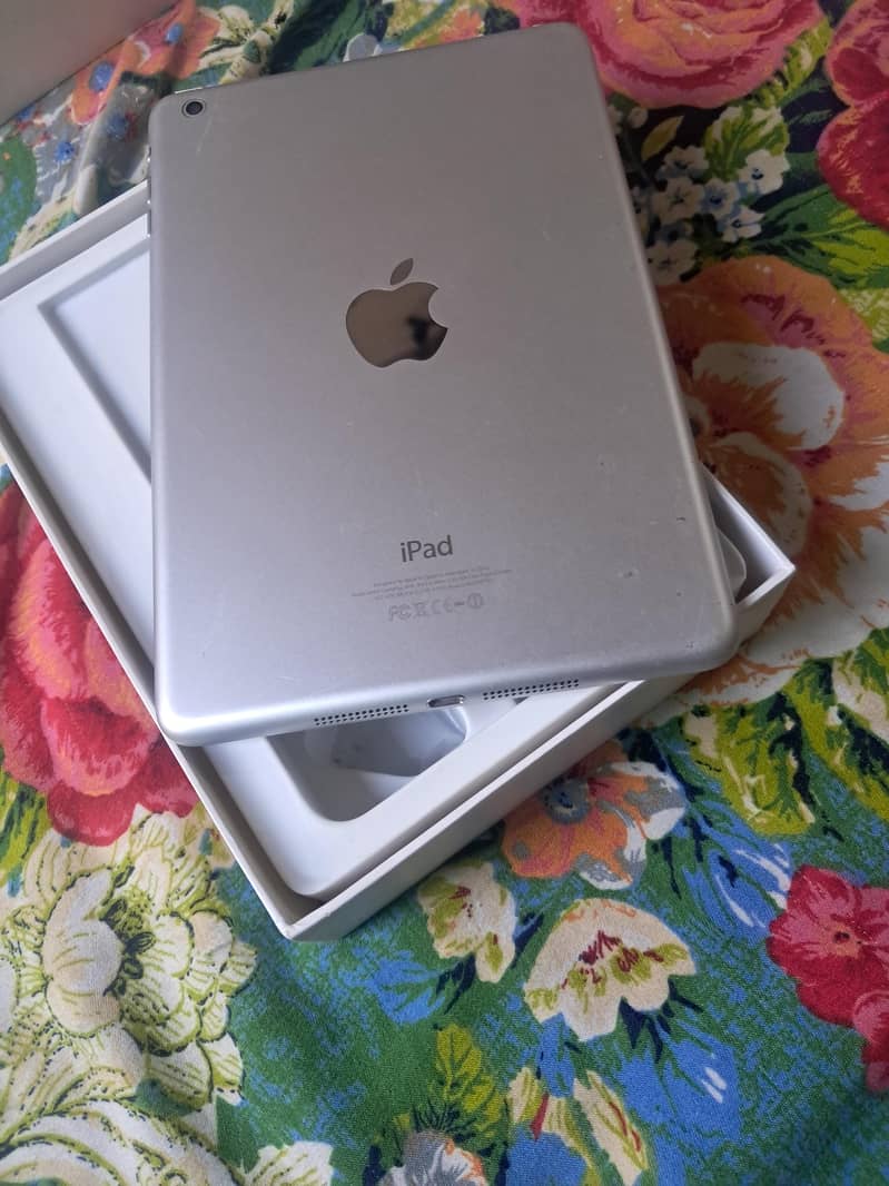 apple mini tab 4