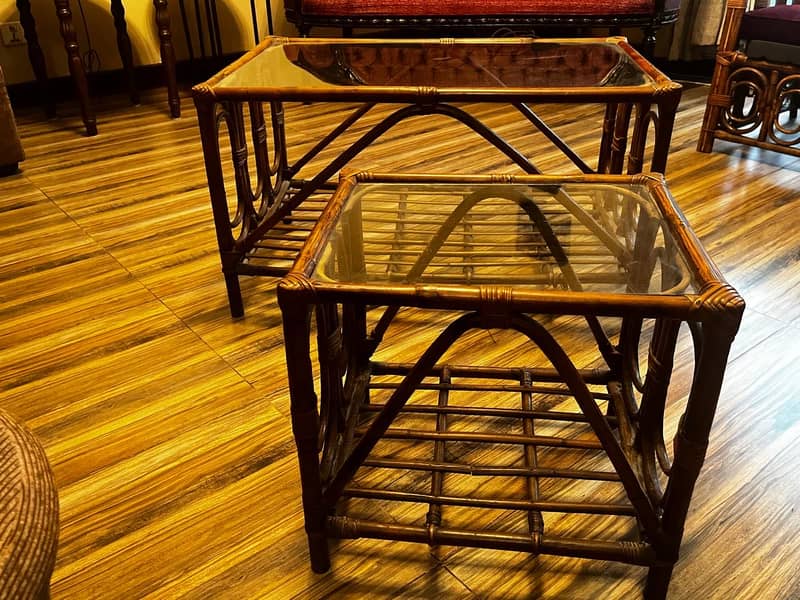 Tables 0