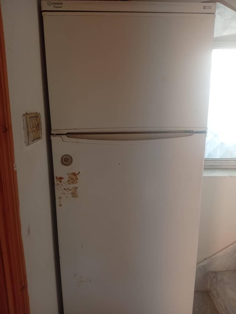 Fridge 0