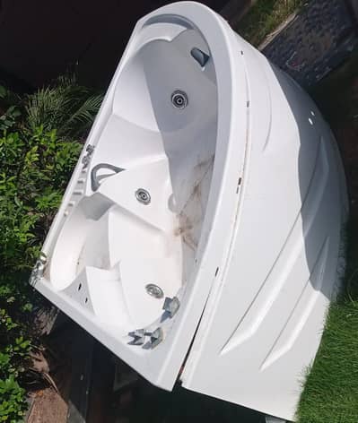 bath tube