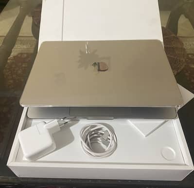 MACBOOK M4 AIR 16/256 starlight