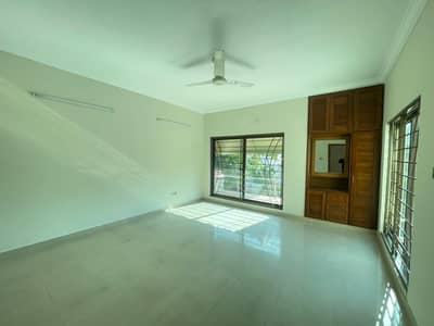 35X70 Single Unit House For Sale