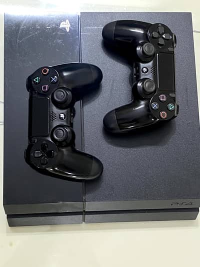 Play station 4 |Non Jail-Break| original controllers GTA V installed