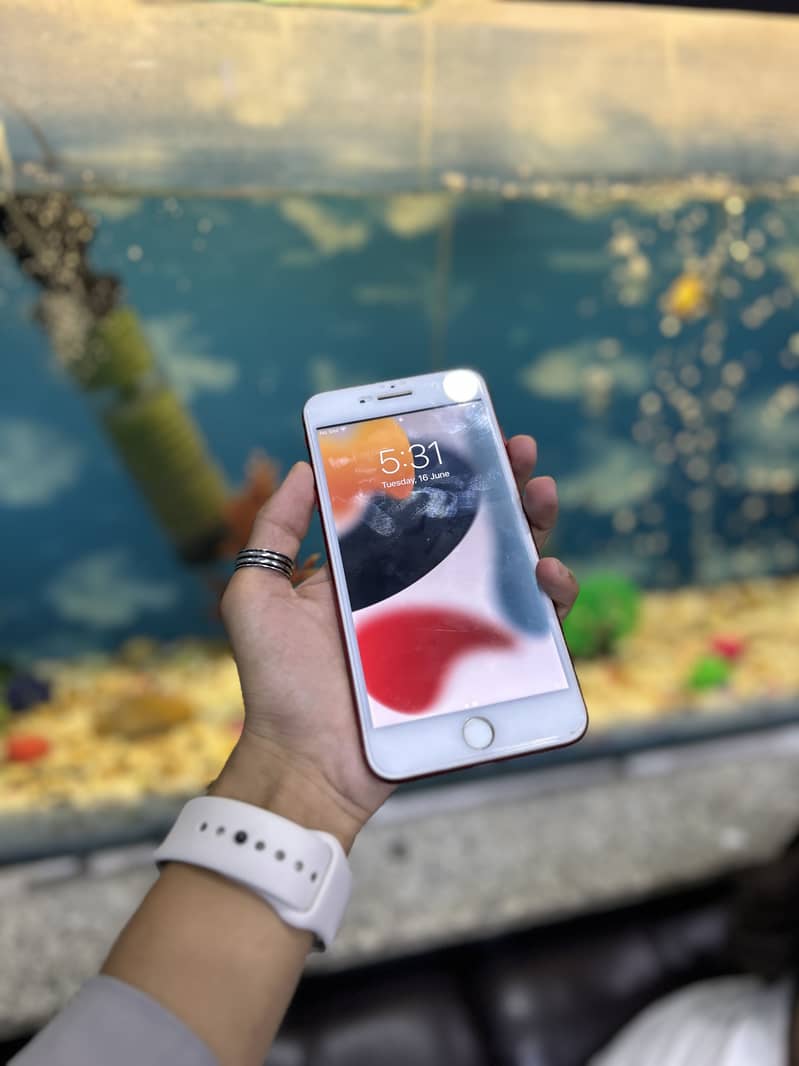 Apple iPhone 7 Plus 2