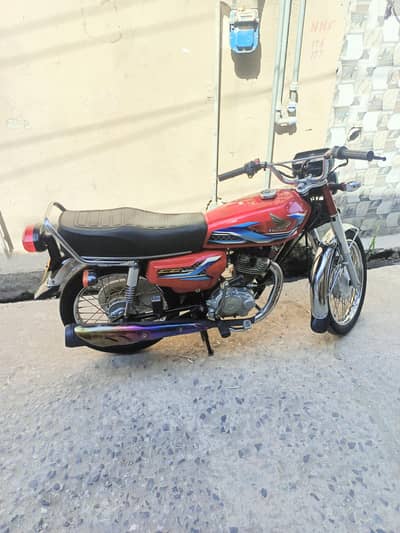 Honda 125 less used bike