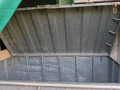 storage trunk (pati]