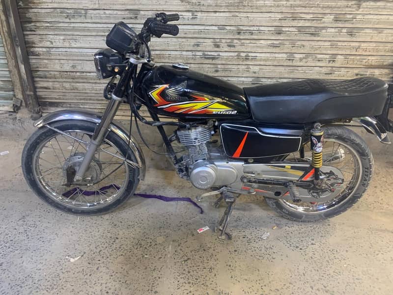 125 2003 model 1