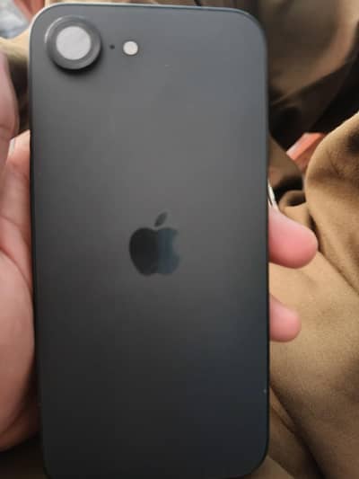 Apple iPhone 16e