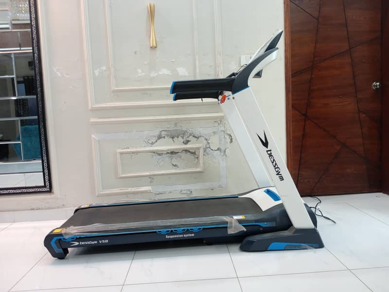 Treadmill, Running Machine and Jogging Machine 1