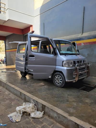 Nissan Clipper 2017