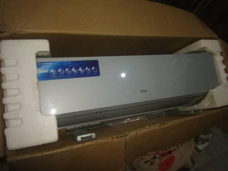 TCL AC 1