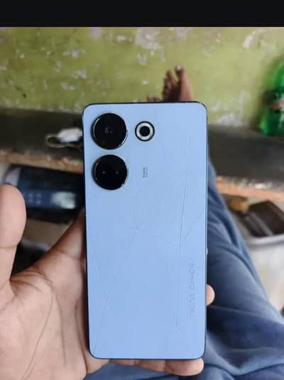 Tecno CAMON 20