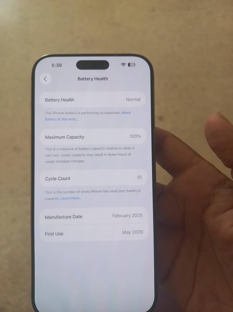 Apple iPhone 16 Pro Max 0