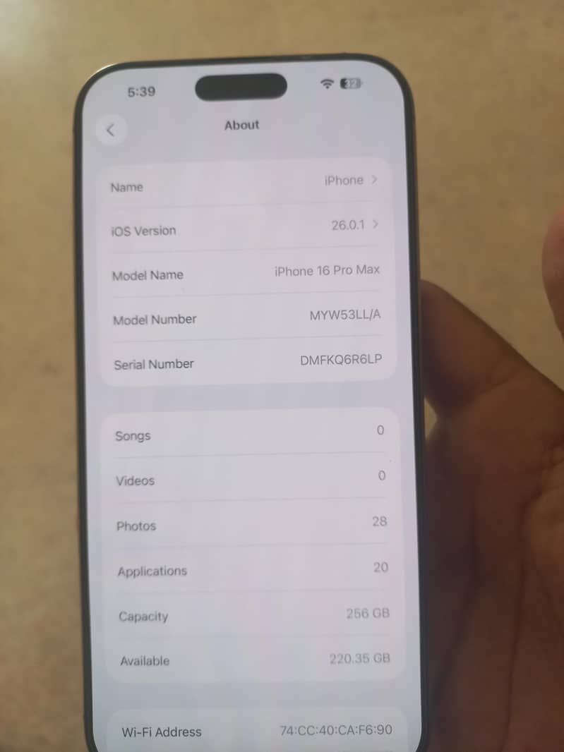 Apple iPhone 16 Pro Max 1