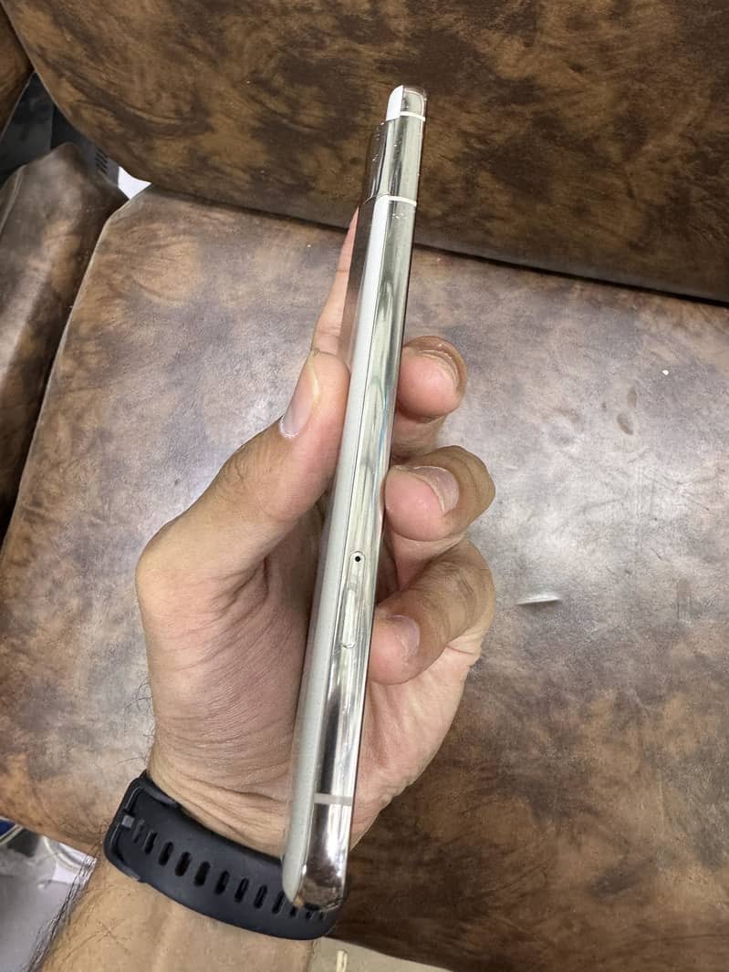 Google Pixel 8 Pro 9