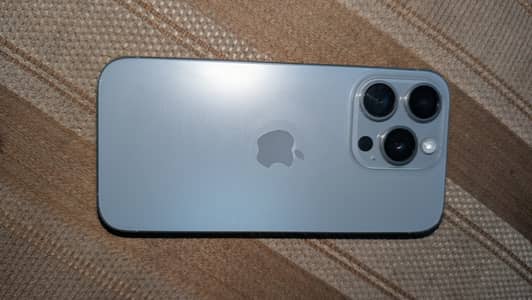 Apple iPhone 15 Pro