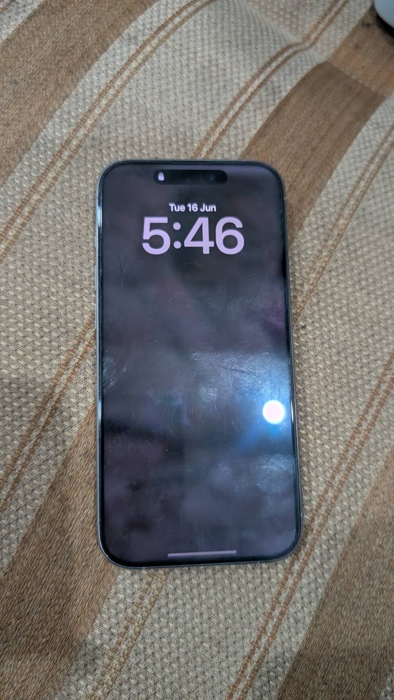Apple iPhone 15 Pro 1