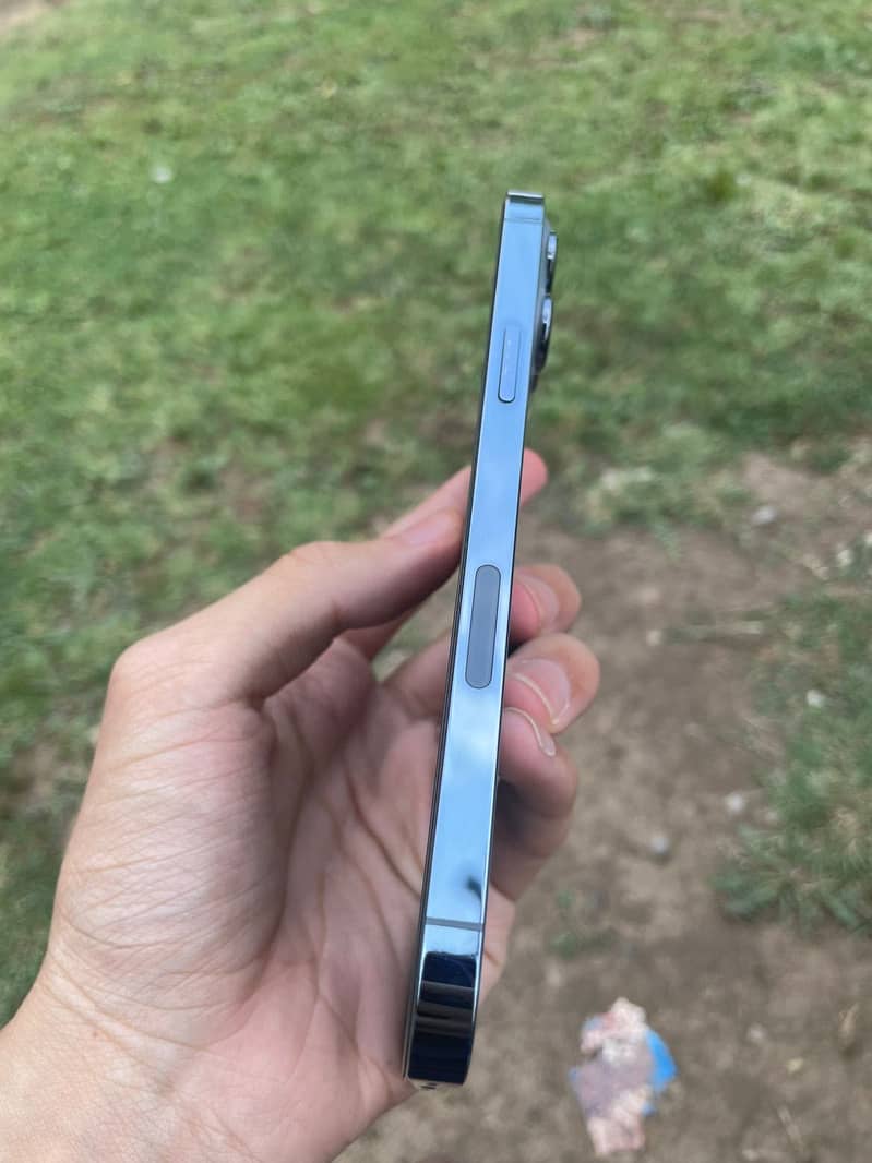 iphone 13pro max 2