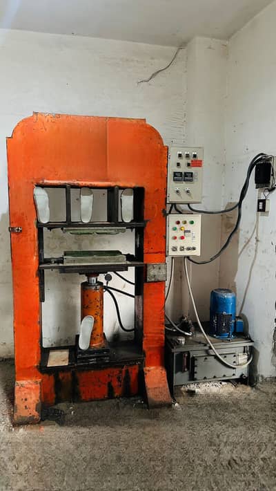 eva hydronic press machine with mold