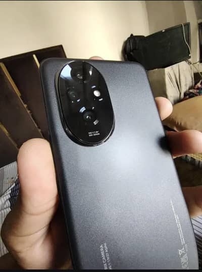 Honor 200 12/256 gaming+Camera Beast phone Long Battery life and fast